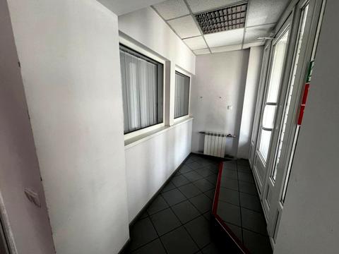 комерційна за адресою Незалежної України вул. (40 років Радянської України), 68-А