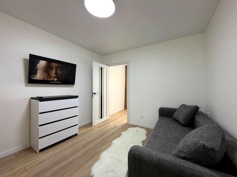 квартира за адресою Володимира Великого вул., 12