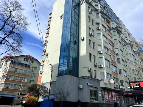 коммерческая по адресу Деревлянская ул. (Якира), 8