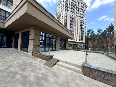 комерційна за адресою Університетська вул., 3/3