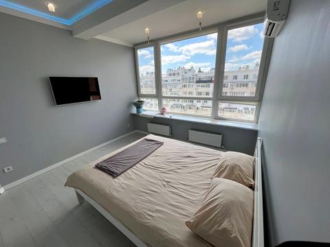 квартира за адресою Райдужний масив вул., 1