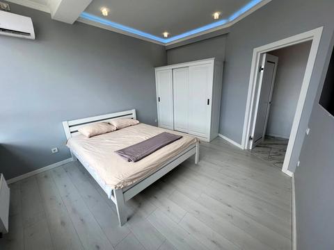 квартира за адресою Райдужний масив вул., 1