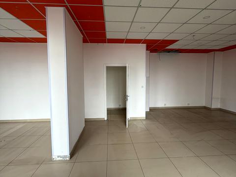 комерційна за адресою Дніпровська набережна вул., 16-Г