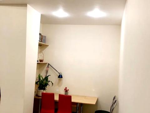квартира за адресою Дмитра Яворницького просп. (Карла Маркса), 83