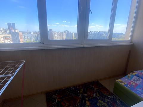 квартира за адресою Академіка Глушкова просп., 43