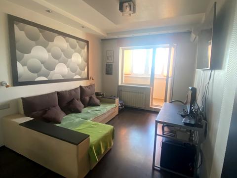 квартира за адресою Академіка Глушкова просп., 43