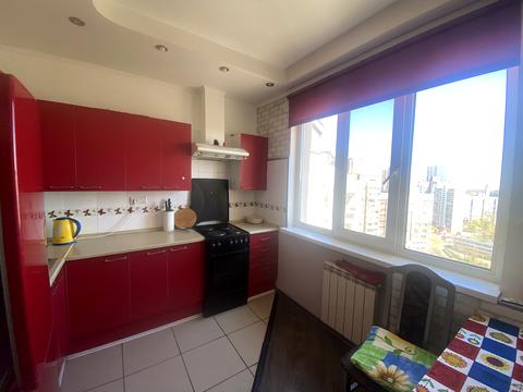 квартира за адресою Академіка Глушкова просп., 43