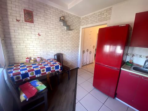 квартира за адресою Академіка Глушкова просп., 43