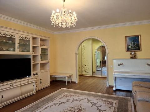 квартира за адресою Володимира Івасюка просп. (Героїв Сталінграду), 6