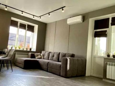 квартира за адресою Галини Романової вул., 8