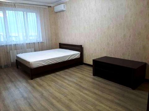 квартира за адресою Андрія Аболмасова вул. (Панельна), 7