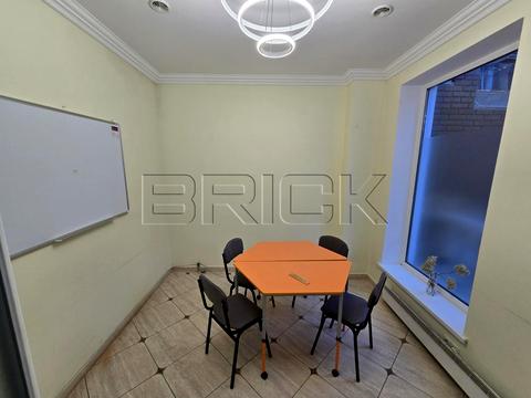 коммерческая по адресу Порика Василия просп., 13