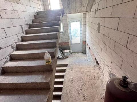 коммерческая по адресу Зоряна, 1