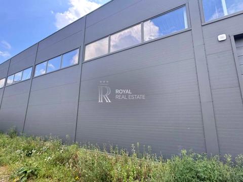 коммерческая по адресу Зоряна, 1