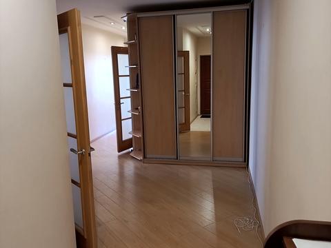 квартира за адресою Миколи Амосова вул., 4