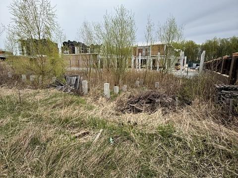 участок по адресу Луговая ул., 1