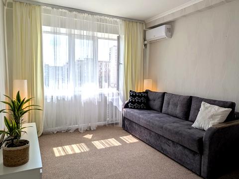 квартира за адресою Дніпровська набережна вул., 9-А