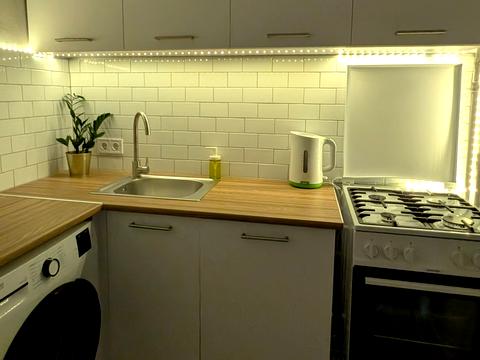 квартира за адресою Дніпровська набережна вул., 9-А