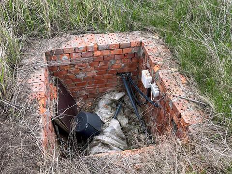 участок по адресу Тополинна