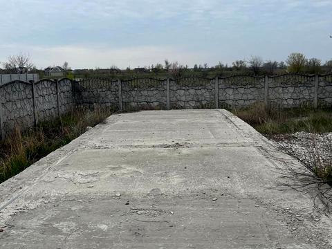 участок по адресу Тополинна