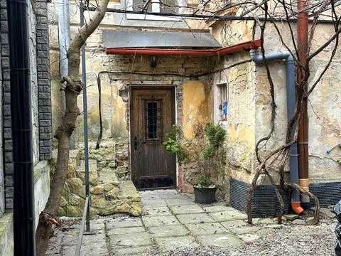 будинок за адресою Львів, Кирила і Мефодія вул., 25