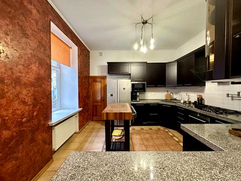 будинок за адресою Львів, Кирила і Мефодія вул., 25