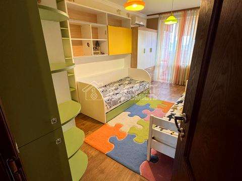 квартира за адресою Поздовжня вул., 3б