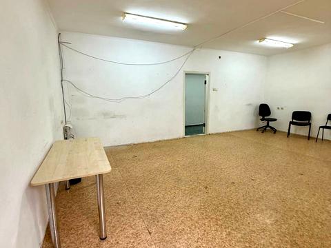 комерційна за адресою Леваневців вул., 10