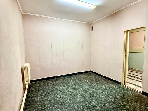 комерційна за адресою Леваневців вул., 10