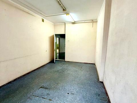 комерційна за адресою Леваневців вул., 10
