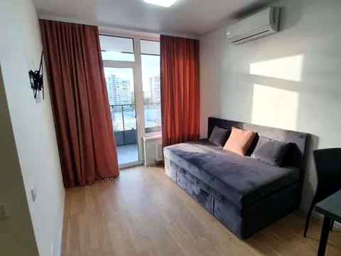 квартира за адресою Василя Стуса вул., 35-А