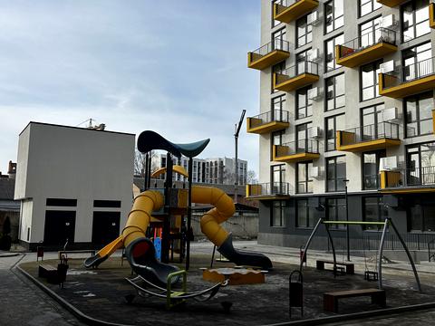 квартира за адресою Володимира Навроцького вул., 37