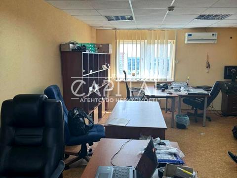 комерційна за адресою Вацлава Гавела бульв. (Івана Лепсе), 7-А