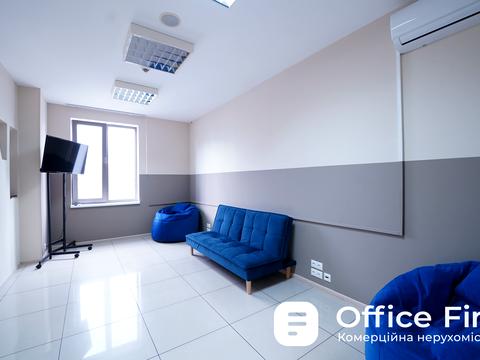 коммерческая по адресу Большая Васильковская ул. (Красноармейская), 72