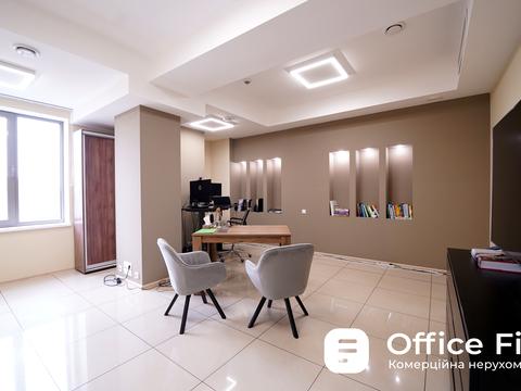 коммерческая по адресу Большая Васильковская ул. (Красноармейская), 72