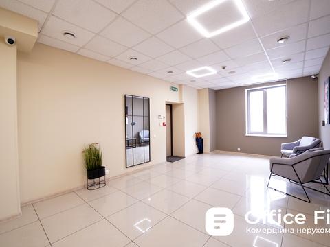 коммерческая по адресу Большая Васильковская ул. (Красноармейская), 72