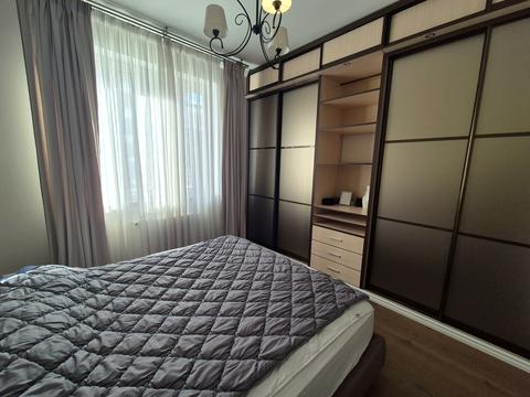 квартира за адресою Єжи Ґедройця вул. (Тверська), 2