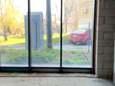 комерційна за адресою Валерія Лобановського просп. (Червонозоряний), 96