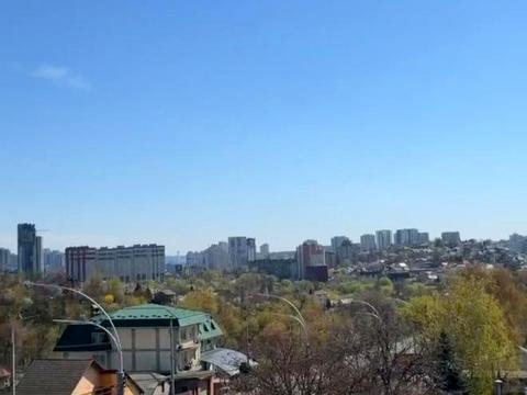 комерційна за адресою Валерія Лобановського просп. (Червонозоряний), 96