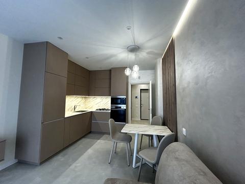 квартира за адресою Володимира Навроцького вул., 37