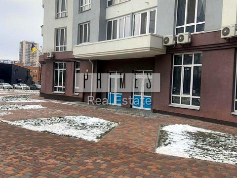 комерційна за адресою Каховська вул., 60