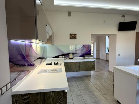 участок по адресу Академическая ул., 15