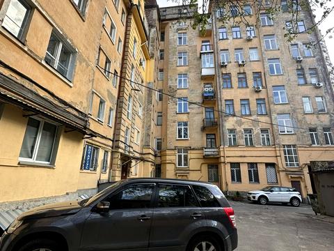 квартира за адресою Богдана Хмельницького вул., 68