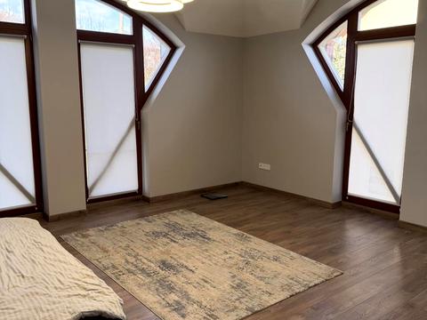 будинок за адресою Золотиста вул.