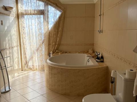 будинок за адресою Золотиста вул.