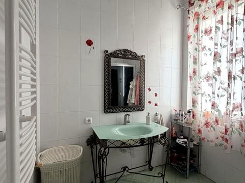 будинок за адресою Золотиста вул.