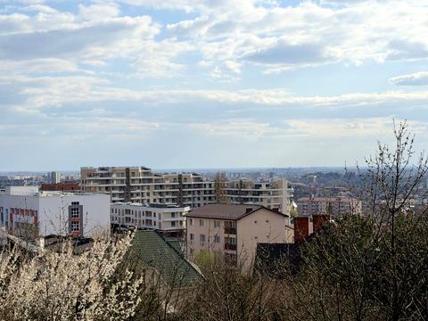 будинок за адресою Золотиста вул.