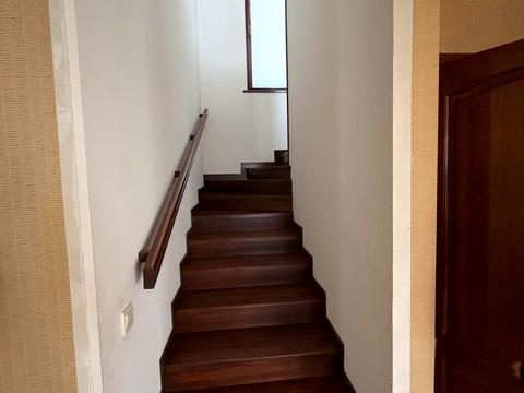 будинок за адресою Золотиста вул.