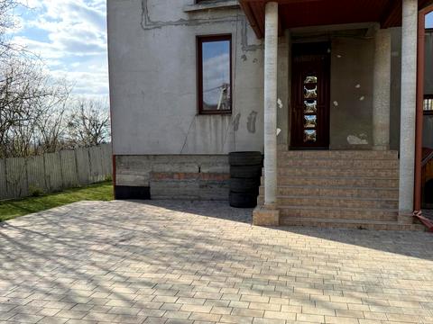 будинок за адресою Золотиста вул.