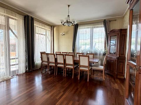 будинок за адресою Золотиста вул.